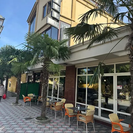 Hotel Ideal